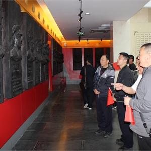 随州所党员赴大悟鄂豫边区烈士陵园接受红色教育，开展主题党日活动